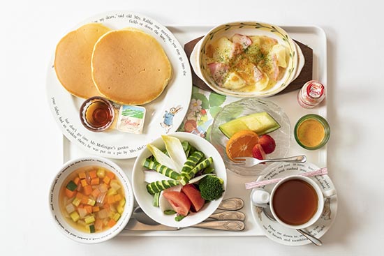 朝食